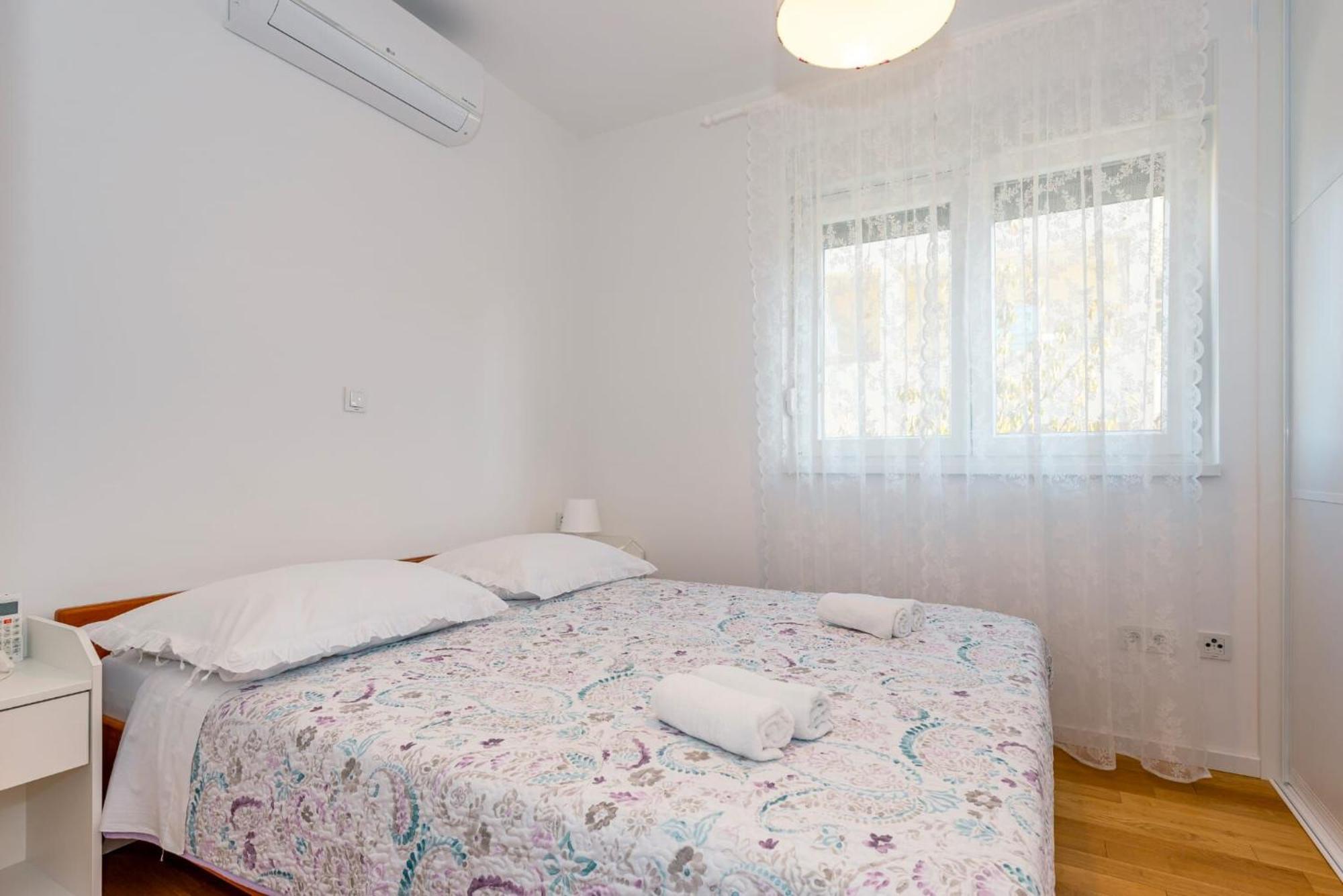 Apartment Apartman Mia Brodarica  Exterior photo